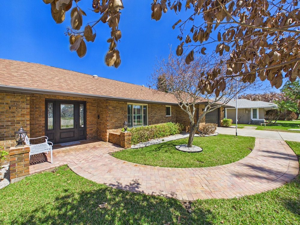 Indian Harbor Beach Pool Retreat