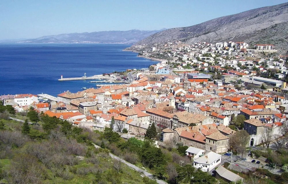 Nice Apartment in Senj With Wifi