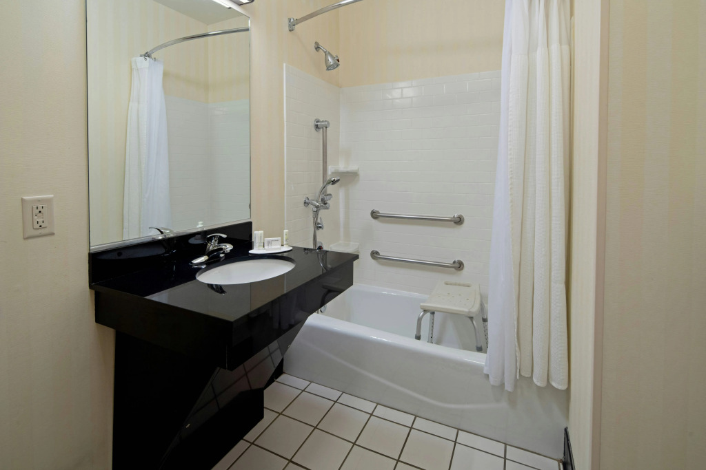 Fairfield Inn & Suites - Los Angeles West Covina