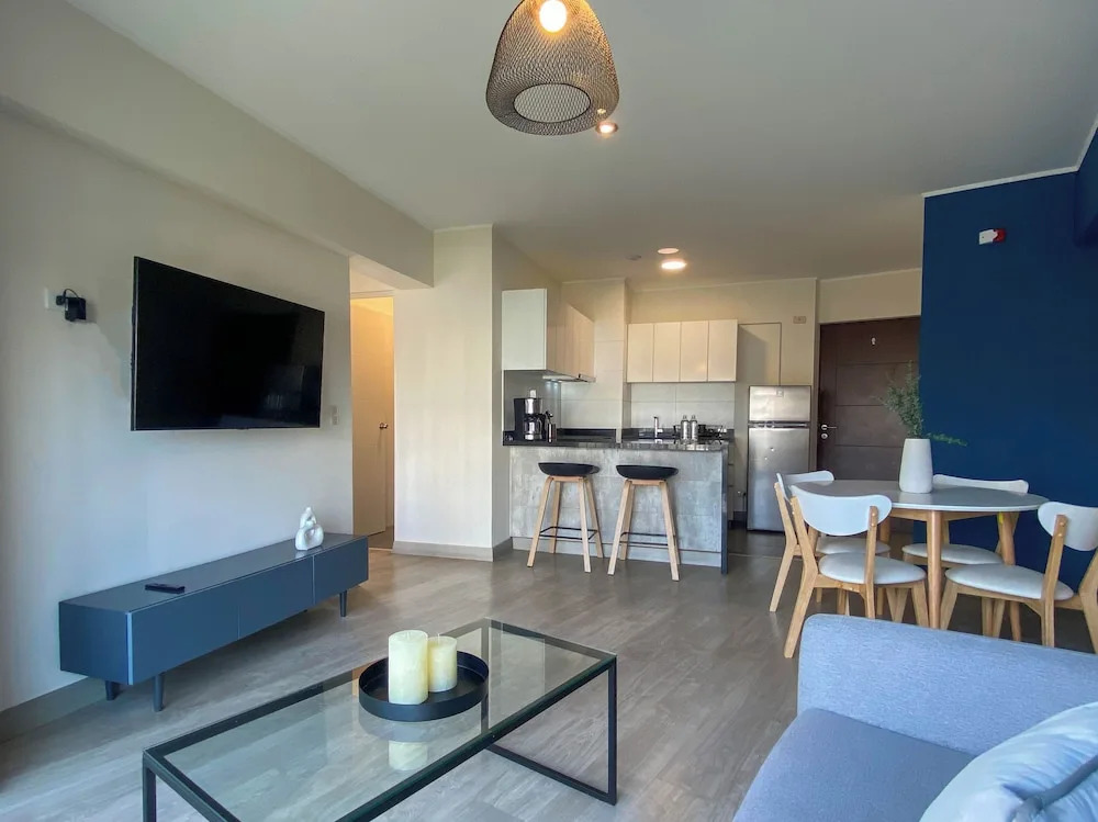 Perricholi Living in San Isidro by Wynwood House