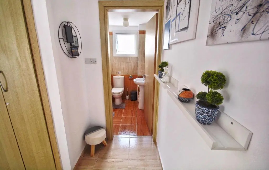 PMP Adamia Apartments