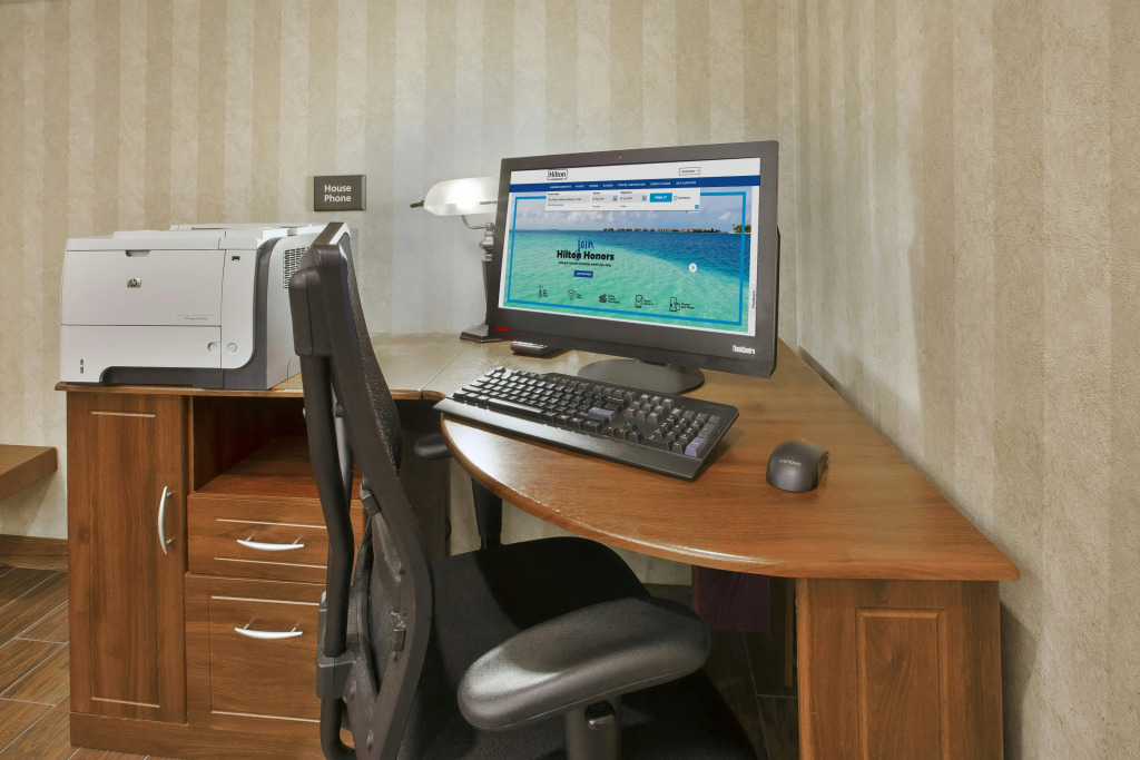 Hampton Inn Pittsburgh Area-Beaver Valley-Center Township