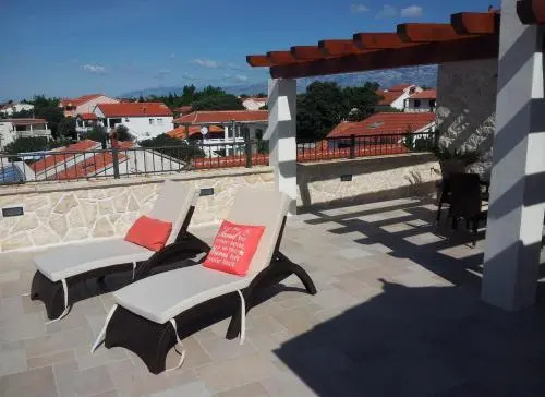 Sea View Apartments Nina