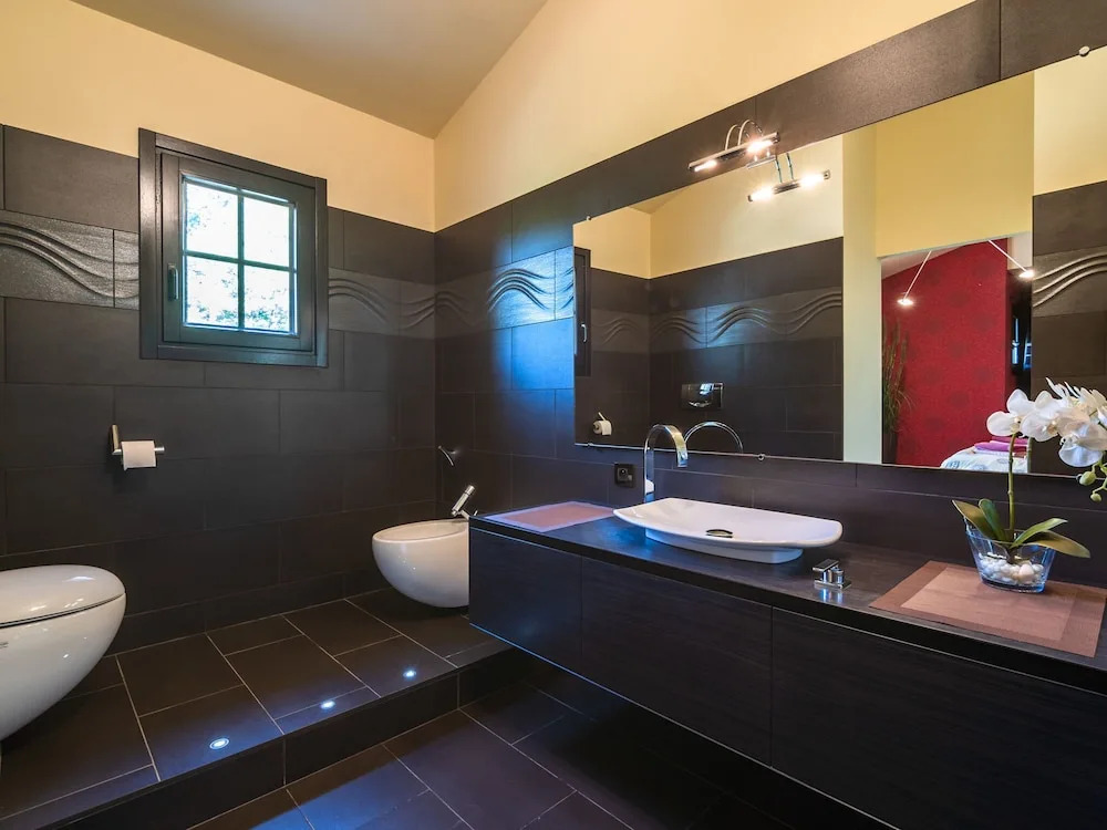 Cosy Holiday Home in Seillans With Private Swimming Pool