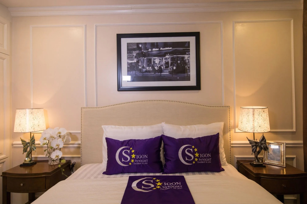 Saigon By Night Luxury Hotel