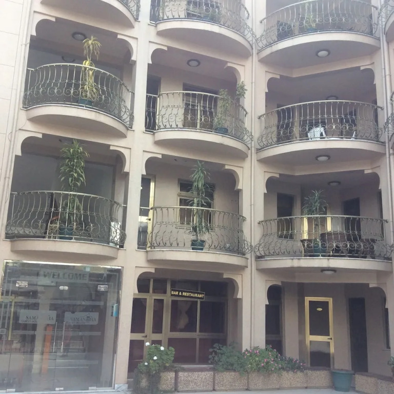 Samantha Hotel