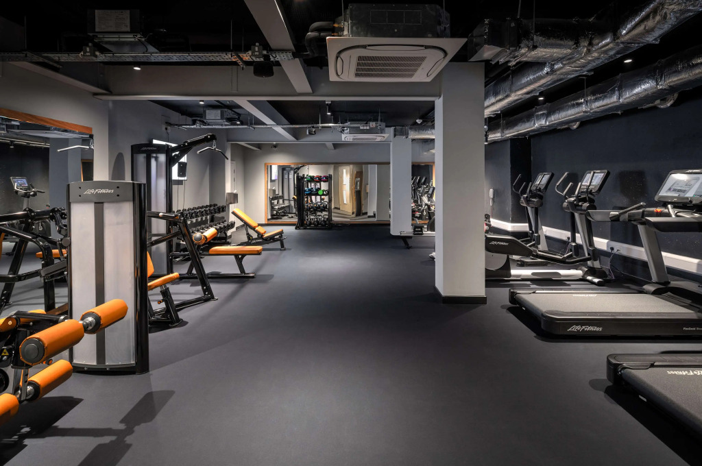 YOTEL Edinburgh