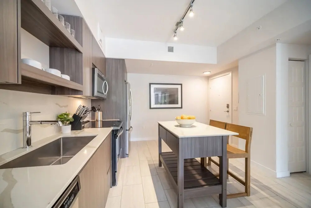 Chic Apartments in the heart of Dadeland