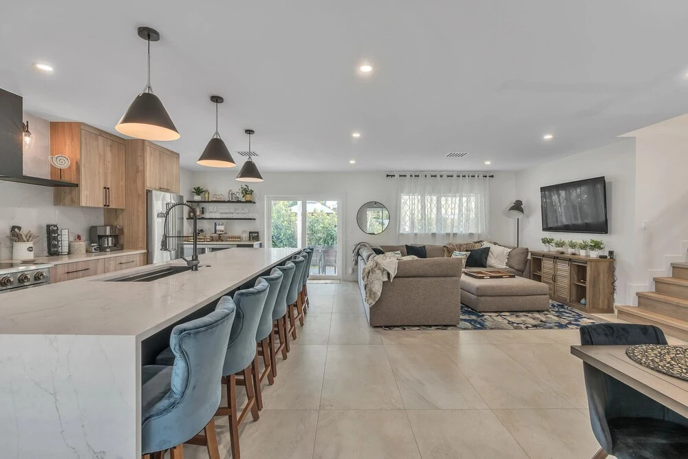 Casa Cervo - Stunning Home In Great Location, Walkable To Restaurants, Shopping, And The Beach! 4 Bedroom Home by Redawning
