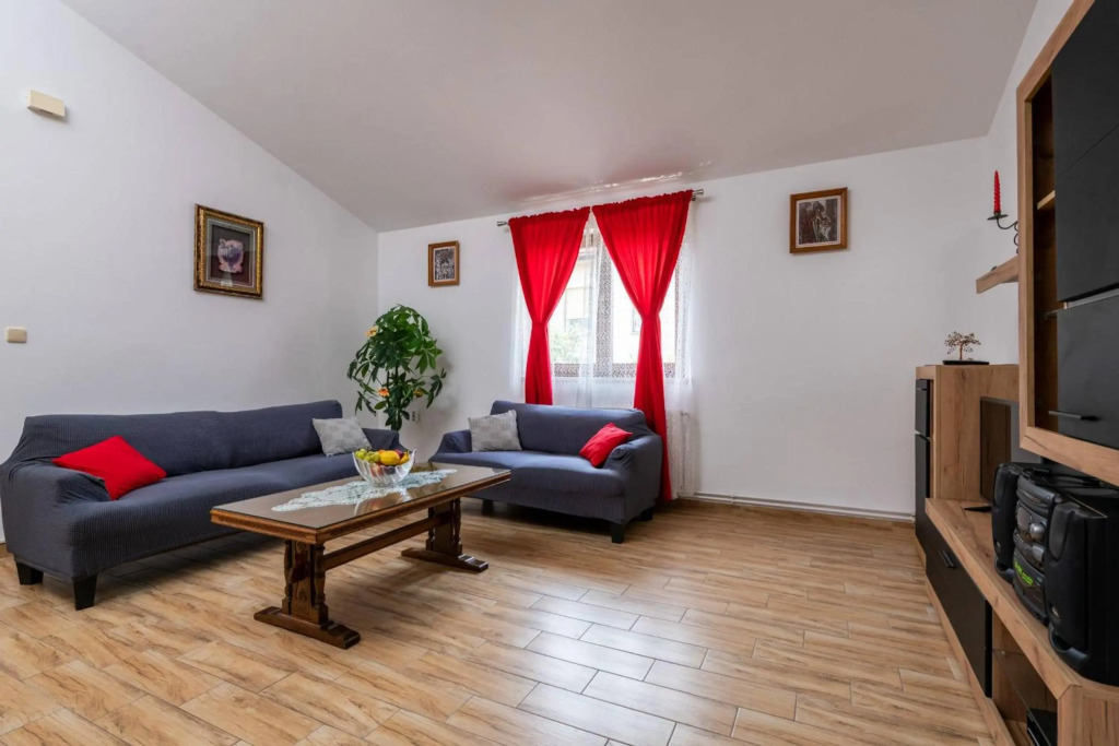 Holiday house Sunce