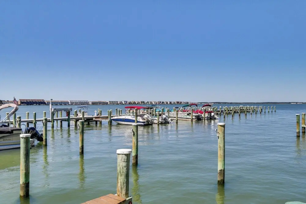 Walk to Pool & Beach! Ocean City Family Condo