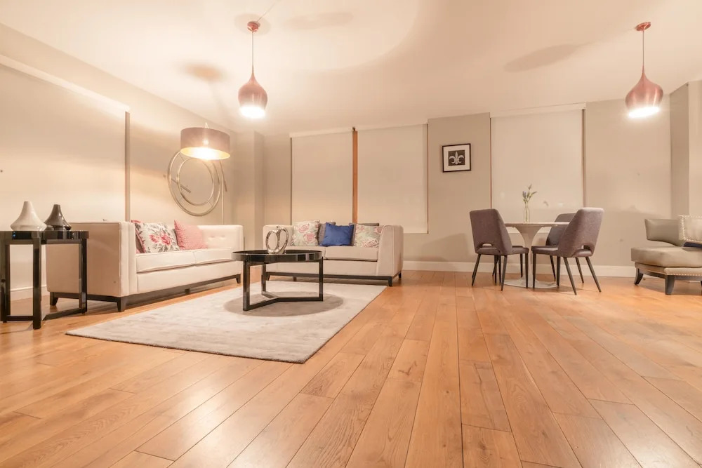 Grand Canal Dock by 5STARSTAY