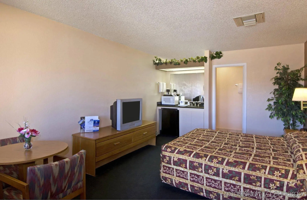 Rim Country Inn - Self Serve Hotel