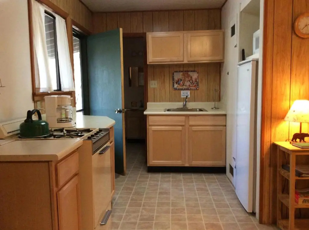 Bear Paw Lodge & Vacation Homes