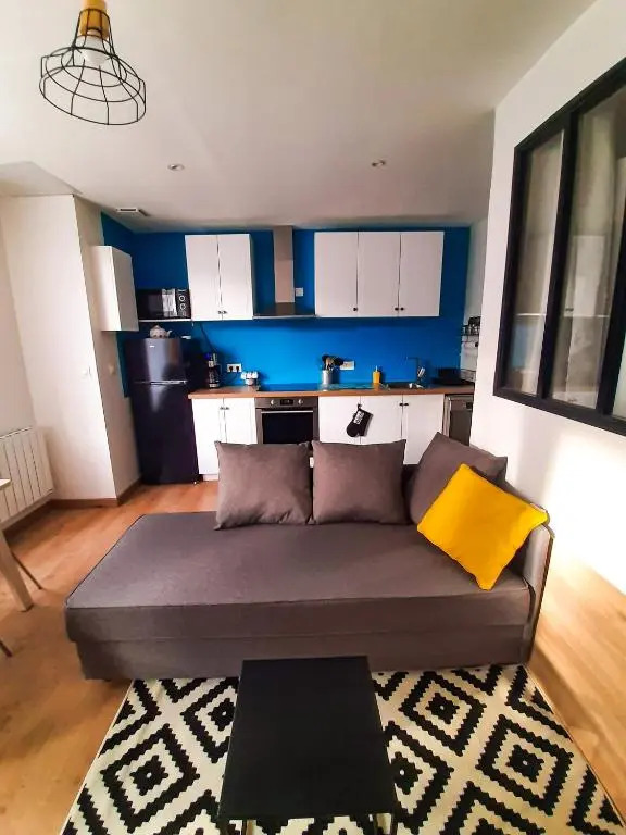 Appartement douillet boulevard Villebois-Mareuil