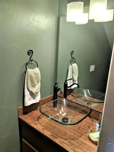 Two-Bedroom Premier Townhouse Unit #86 by Snow Summit Townhouses