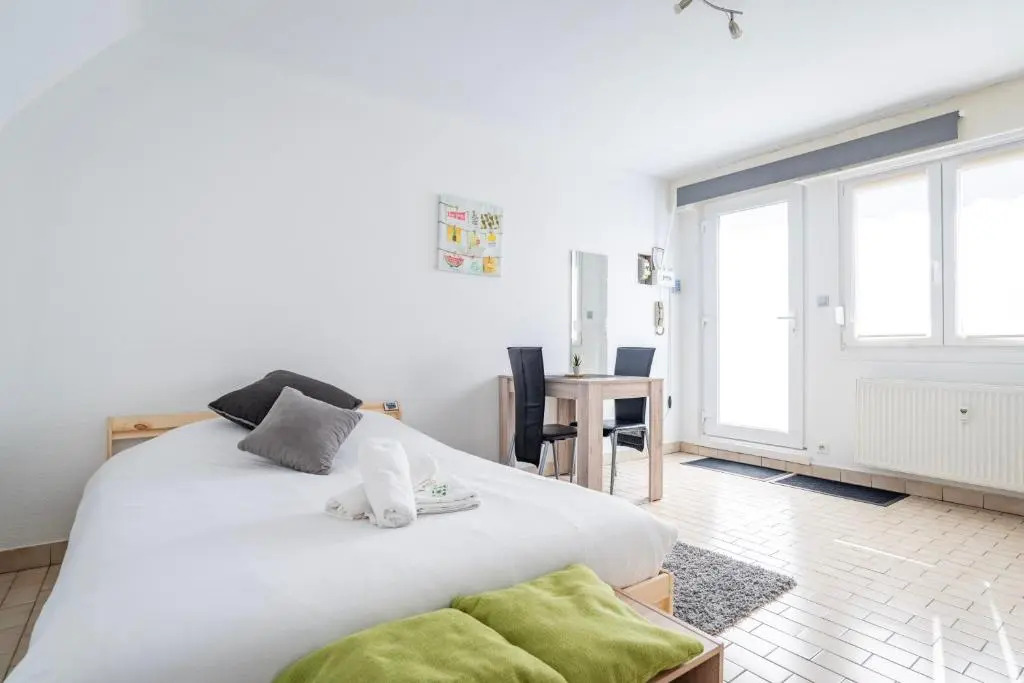 Petit Cronenbourg - GOLDEN TREE - WIFI - 5 min gare de Strasbourg