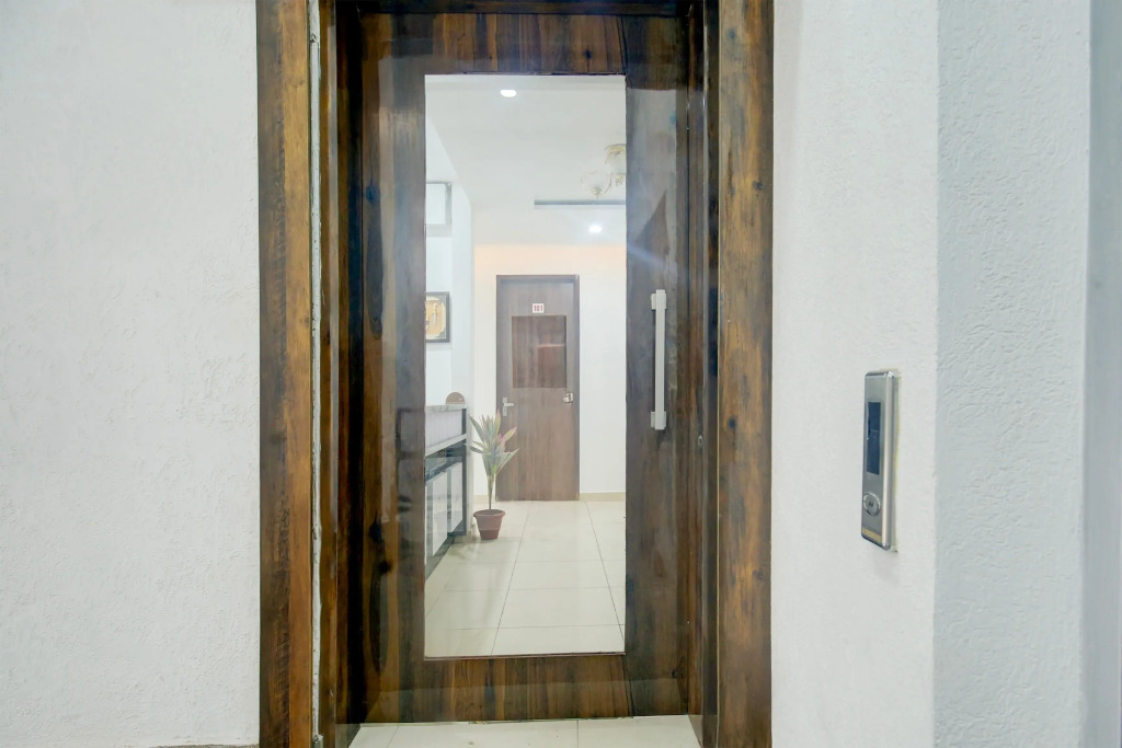 Super Collection O Sherpur Road Near Mohan Dai Oswal Hospital
