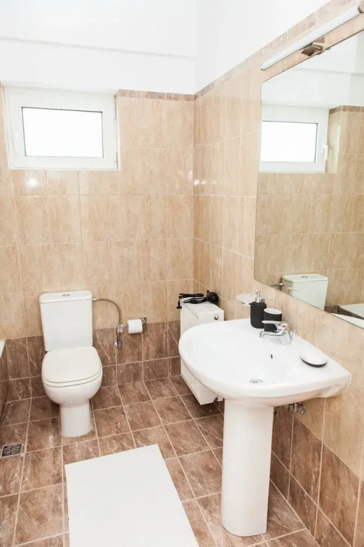 Modern Spacious APT 2BR in Rafina