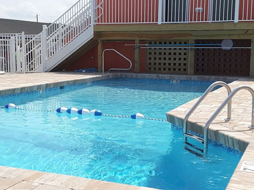 See Sea Motel