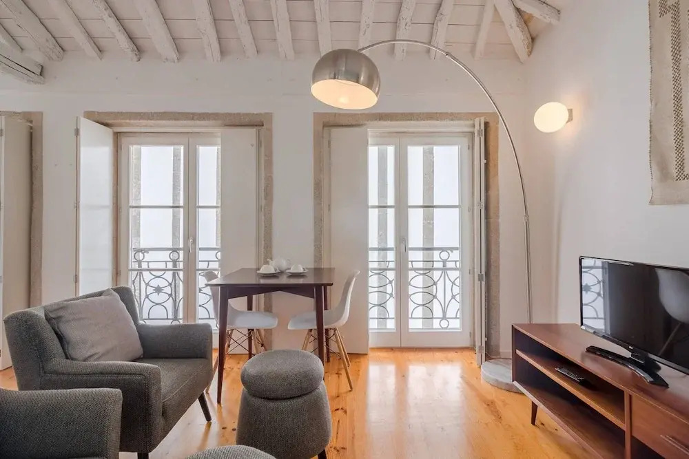 Central Porto With Comfort & Convenience