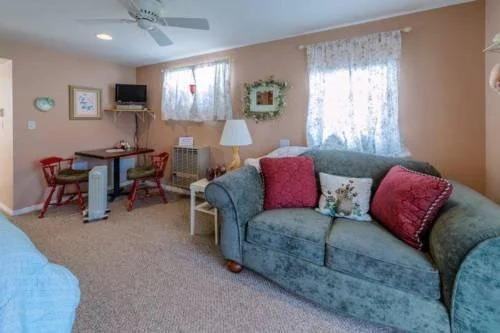 Grandmas Cottages