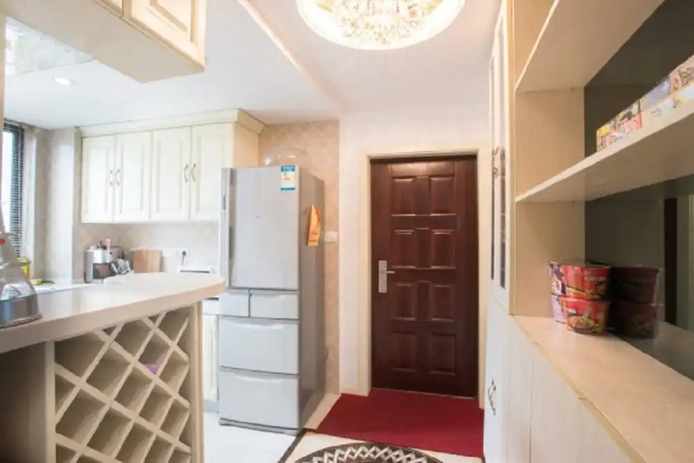 Jhouse Hongqiao Duplex Apartment