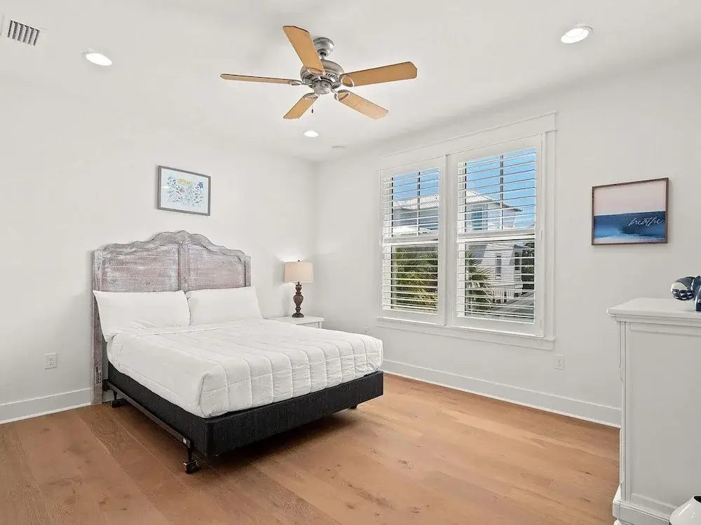 Sand Dollar Beach Cottage