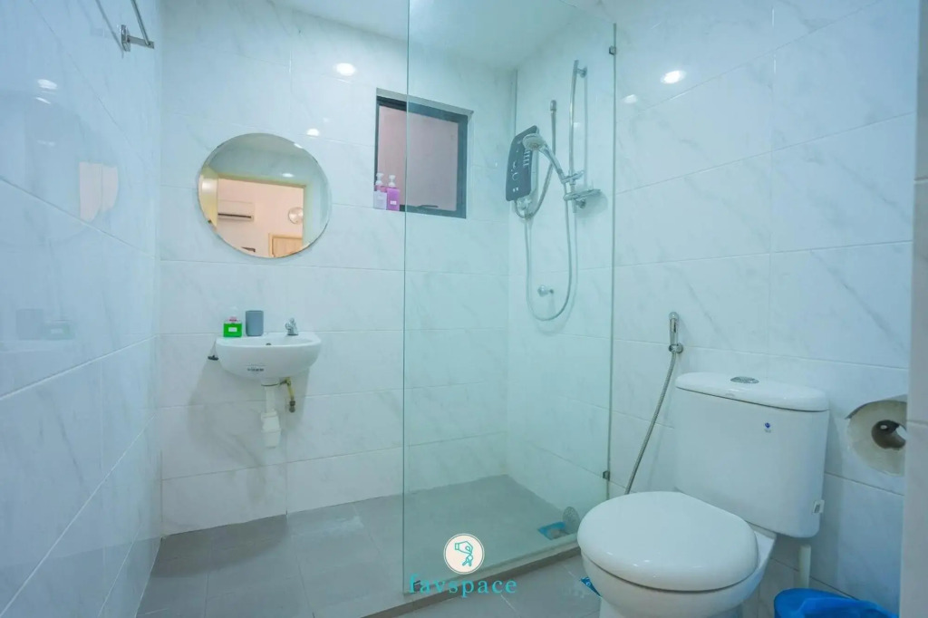 Doorstep - Sunway Putra Mall - Close to PWTC for 4