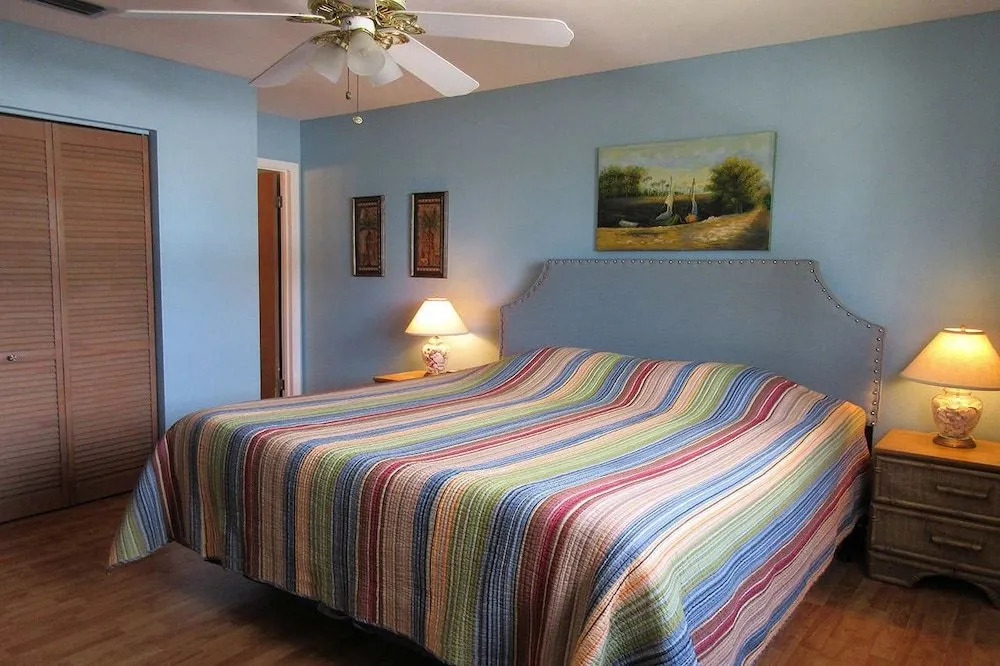 Island Breeze 3 2 Bedrooms 2 Bathrooms Condo