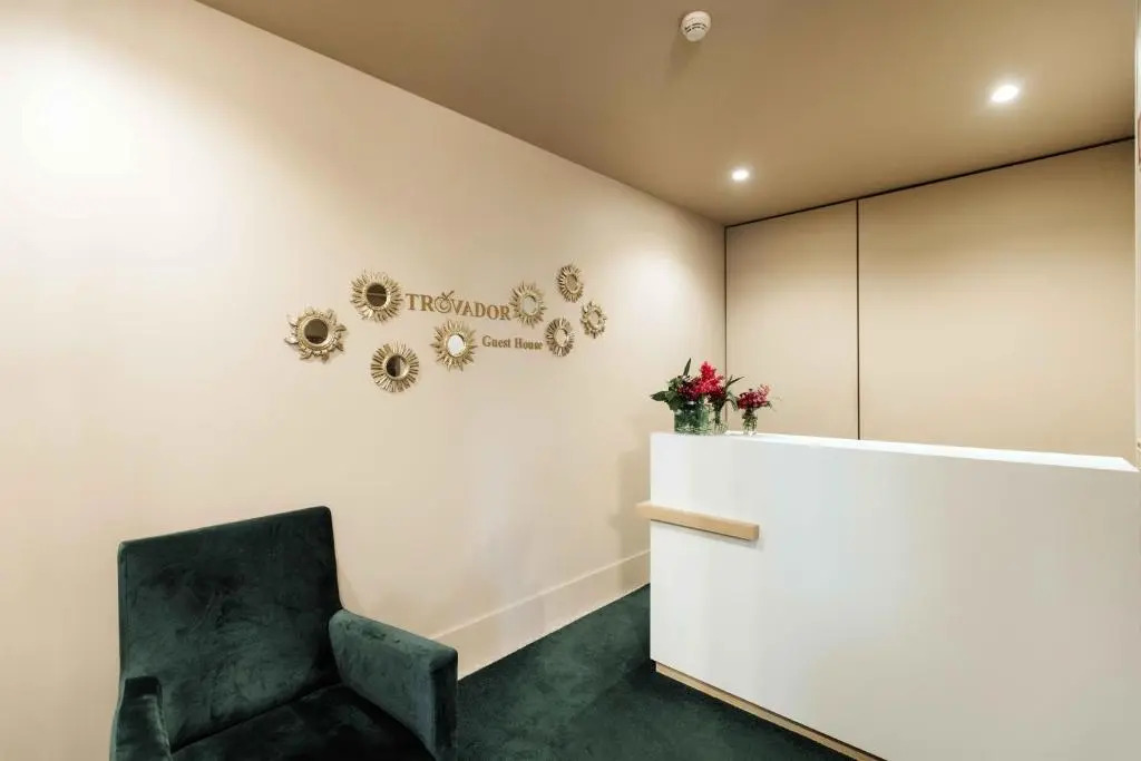 Trovador Guest House
