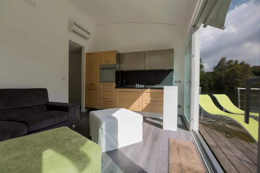 Floating House Embé Experience