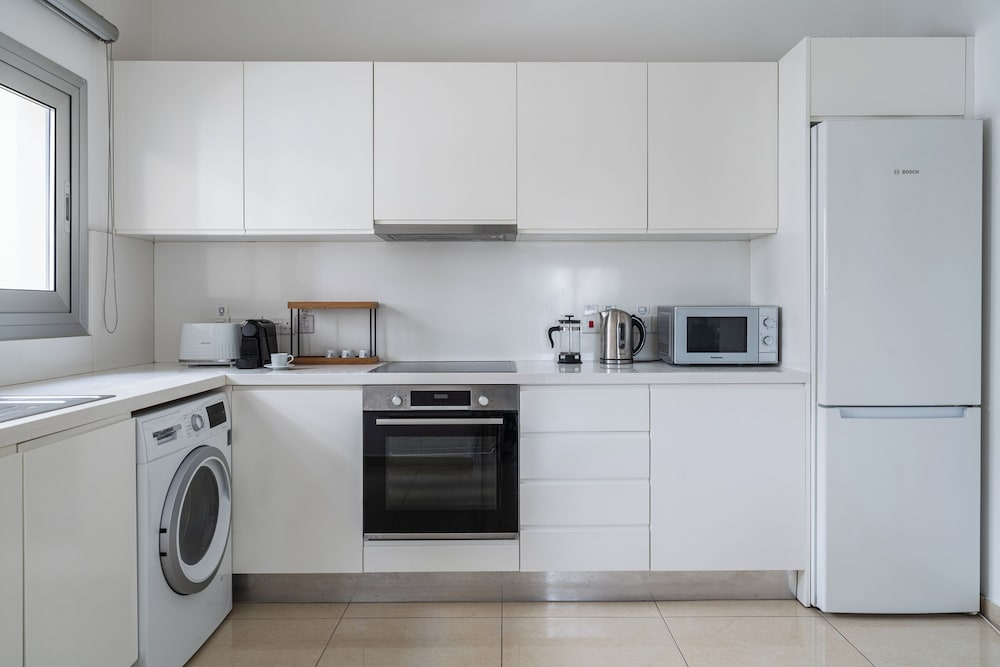 Classy 2BR Cafe Suite Strovolos