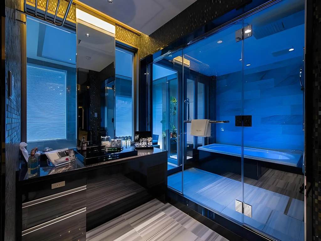 HOTEL GLANZ CASCATA