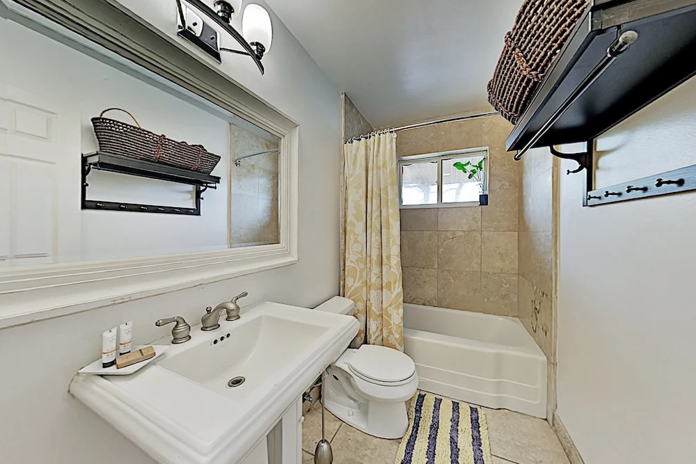 Minutes to Old Town, Heated Pool & Patio Stove! home