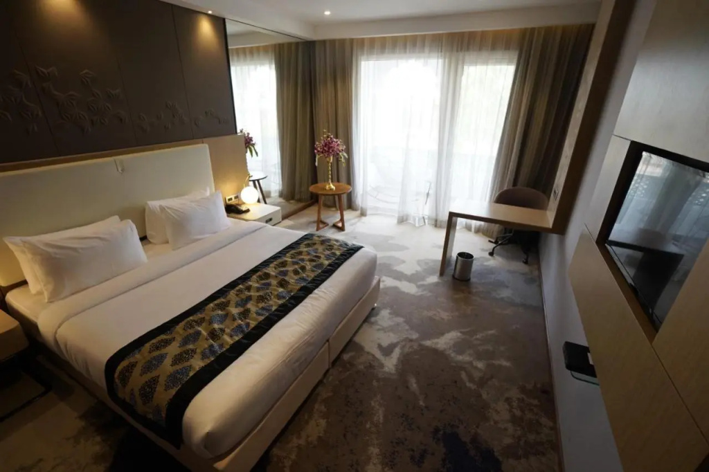 Clarks Inn suites Raipur