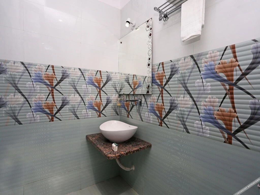 OYO 10360 Hotel Grand Manoranjan