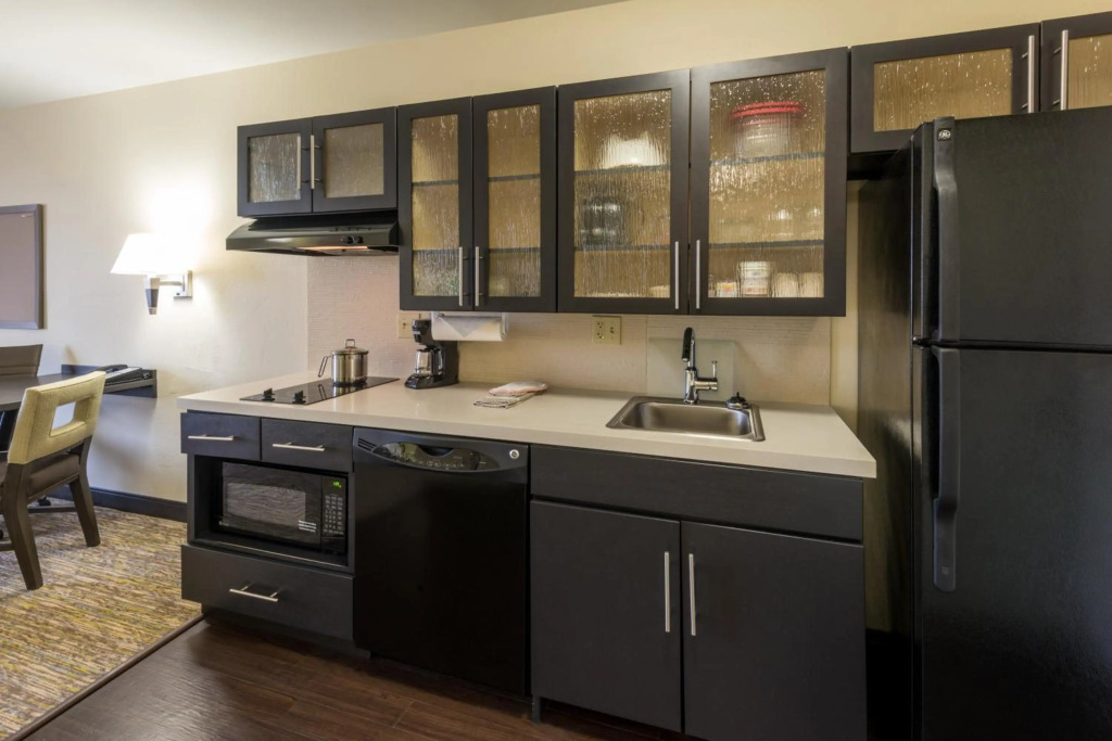 Candlewood Suites Del City by IHG