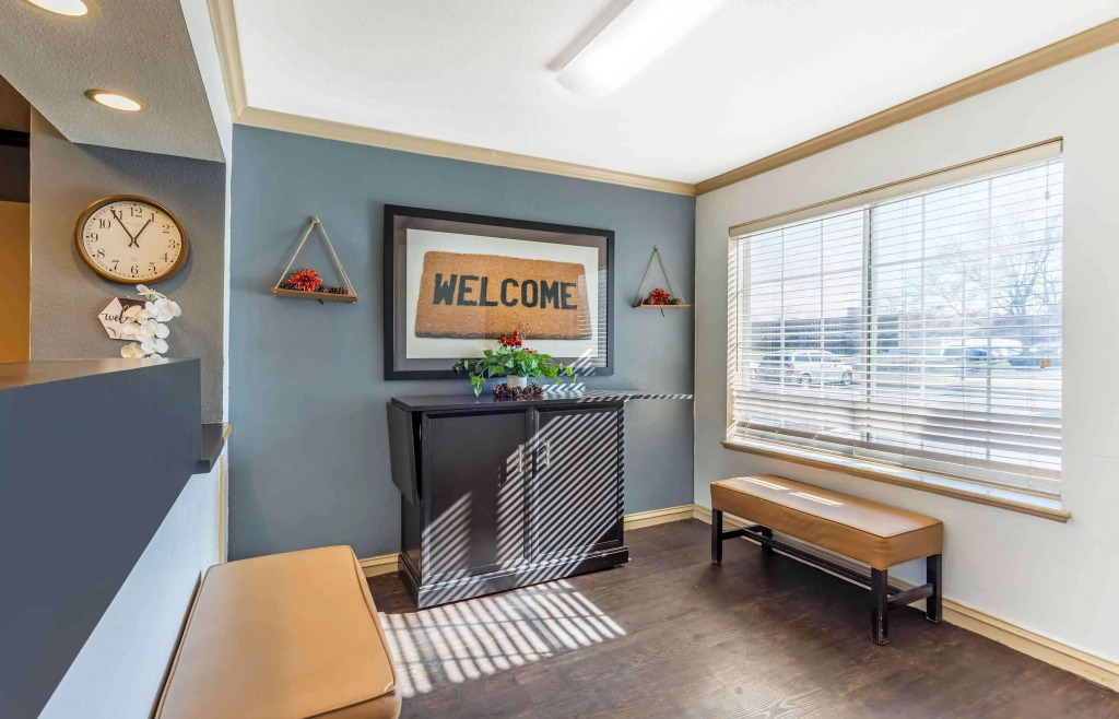 Extended Stay America Select Suites - Chicago - Naperville - East