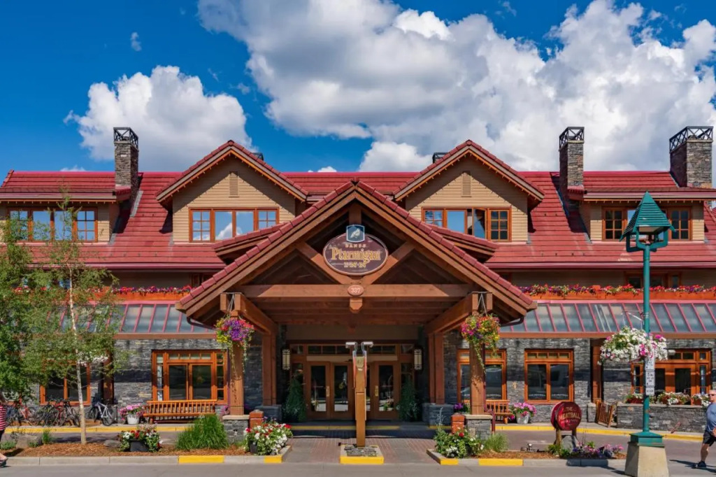 Banff Ptarmigan Inn