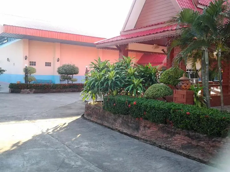 Phromlikhit Sawhanbandal Resort