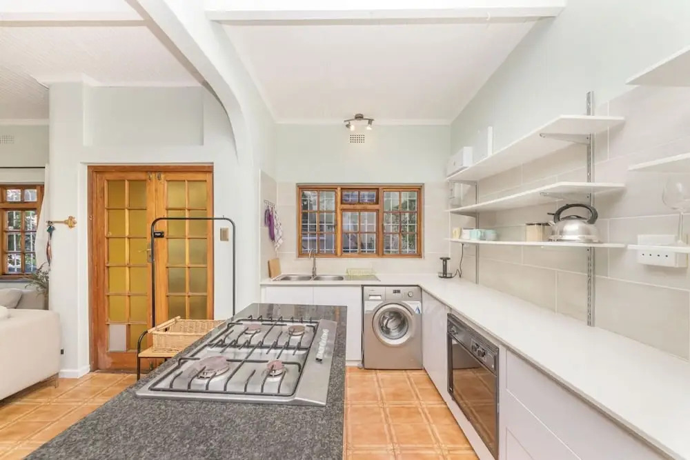 Beachside 2BD Home in the Heart of Sea Point!