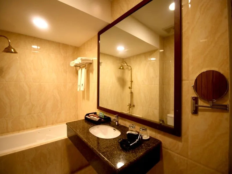 Famous Hotel Bagan