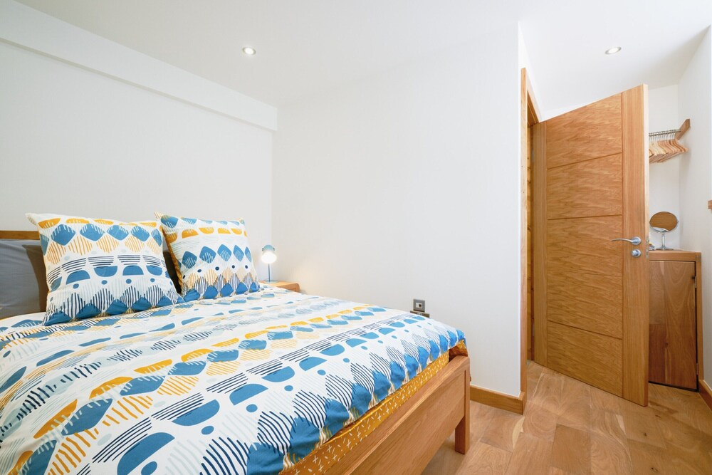 Apartment in Porthleven Near Harbour