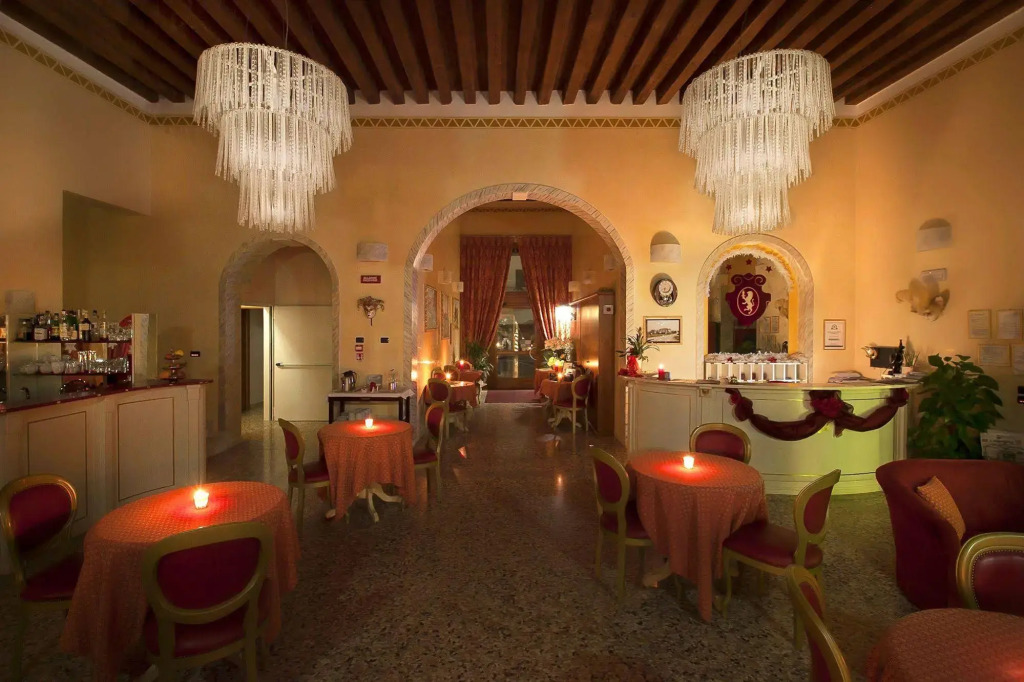 Albergo Antica Corte Marchesini