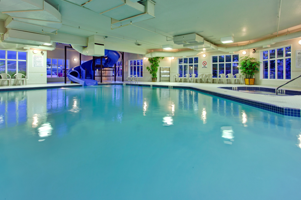 Holiday Inn Express Airdrie by IHG