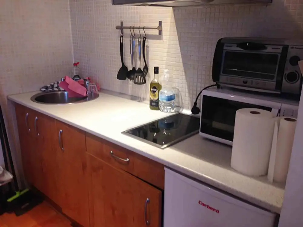 Modern, Occupancy 2/4 People, Parking, Wifi