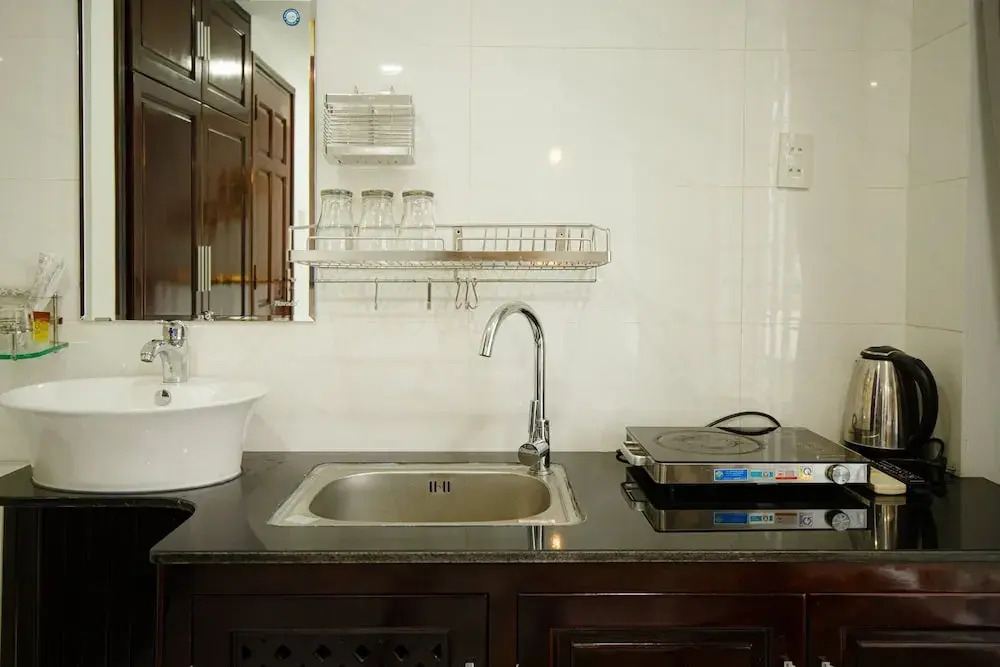 Livin Hub Hostel  Apartment