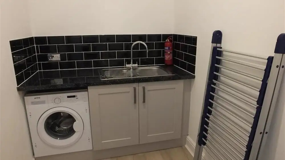 Newbridge House Apartment 2