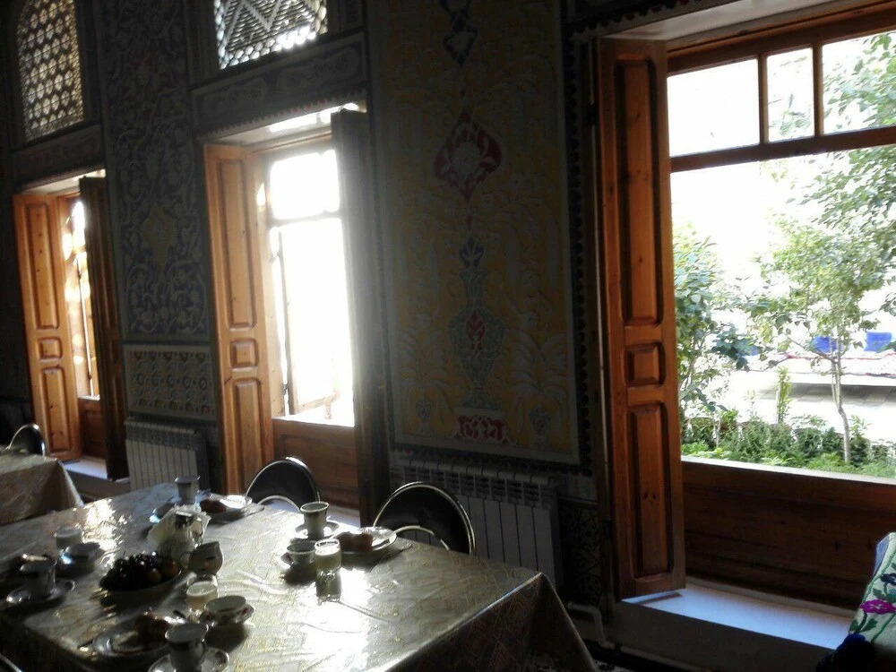 Hotel Mosque baland